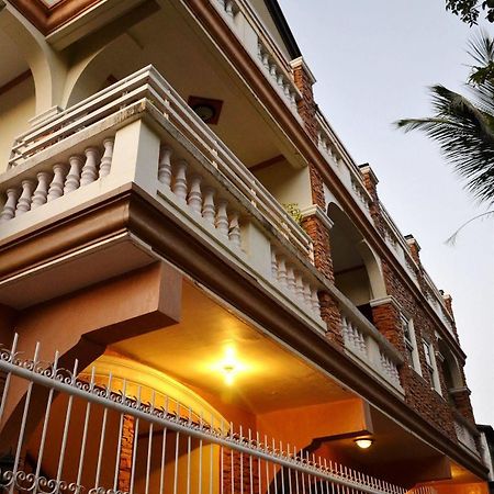 Casa D' Estrella Apartelle Balabag  Exterior foto