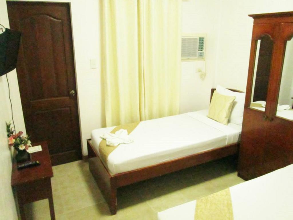 Casa D' Estrella Apartelle Balabag  Cameră foto